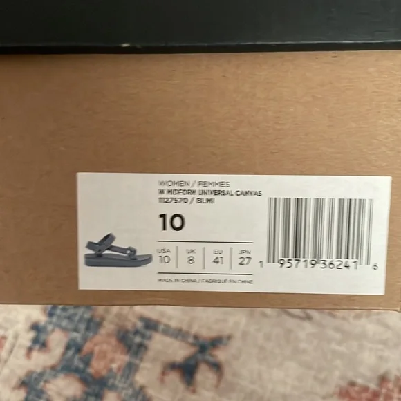 NWT- Teva Women's Original Universal Zappy Sandal, size 10 - Picture 5 of 6